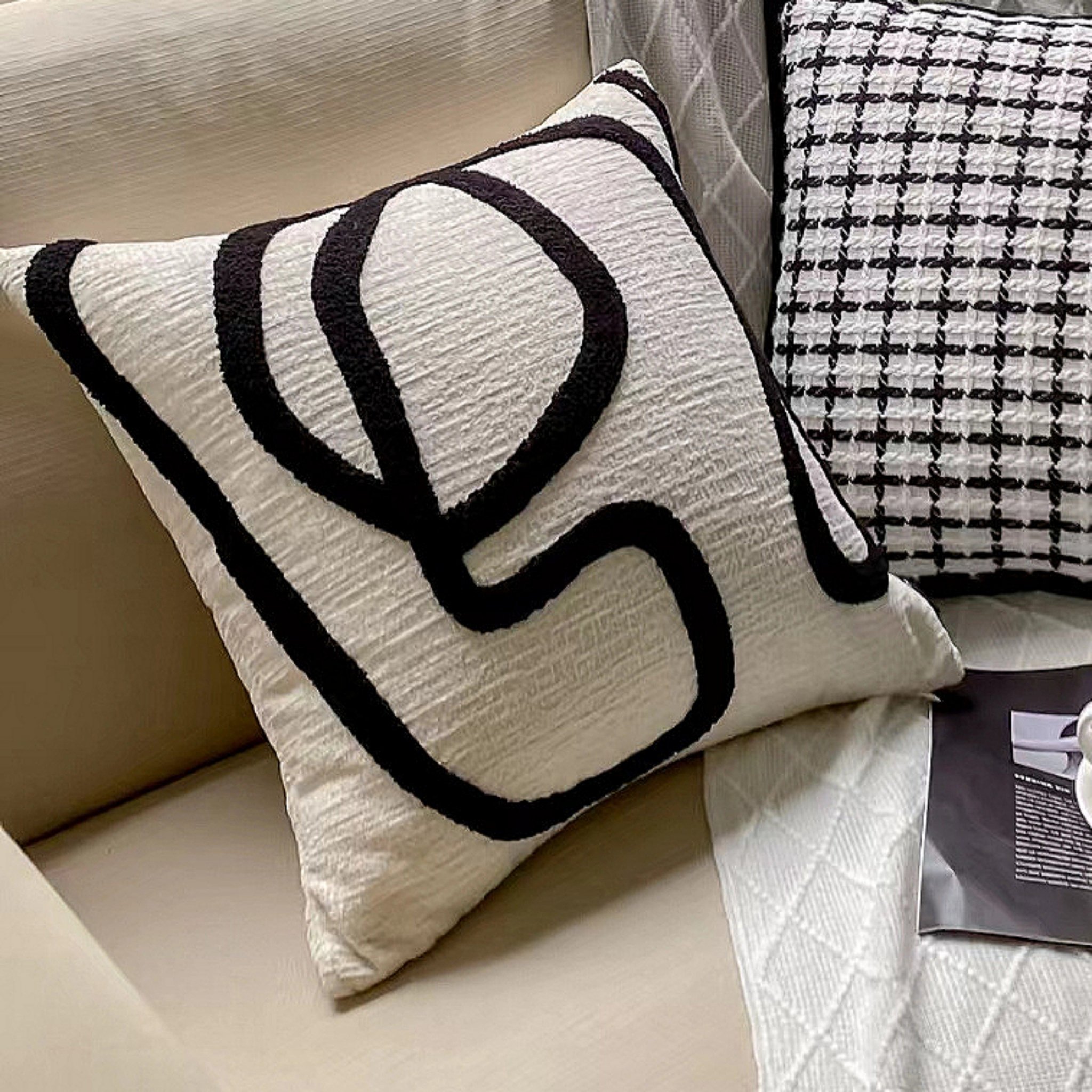 리빙플래너 드로잉 쿠션 북유럽 거실 쇼파 침대 쿠션 디자인 쿠션커버 (쿠션솜포함), 아르떼할인 상세 이미지 2